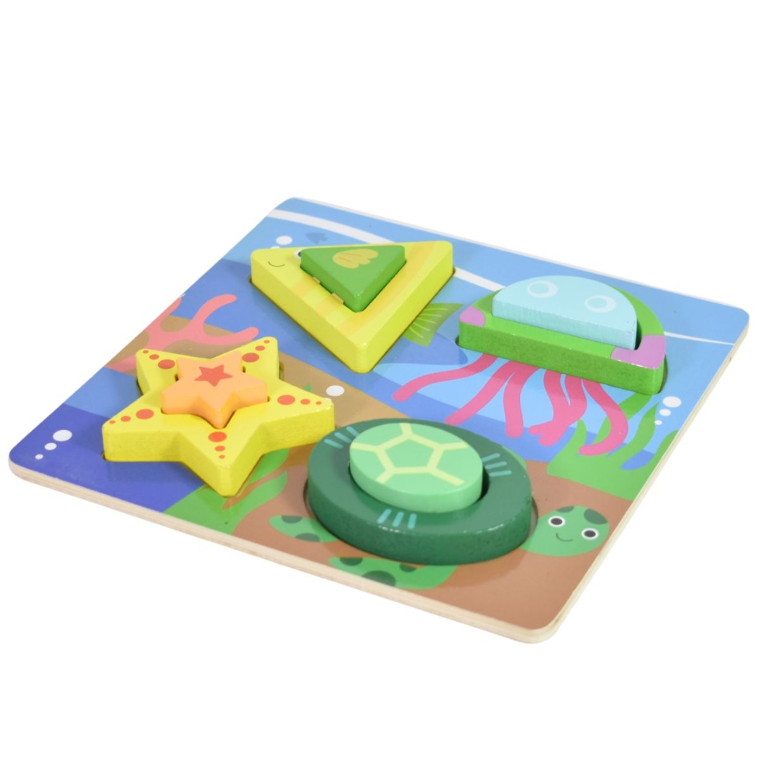 Puzzle 3D de madera con formas de animales 18x18cm.